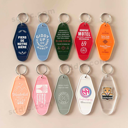 Bulk Custom Retro Hotel Motel Plastic Keychains with Brand Logo For Giveaways